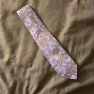 One Perry Ellis silk/linen fabric.